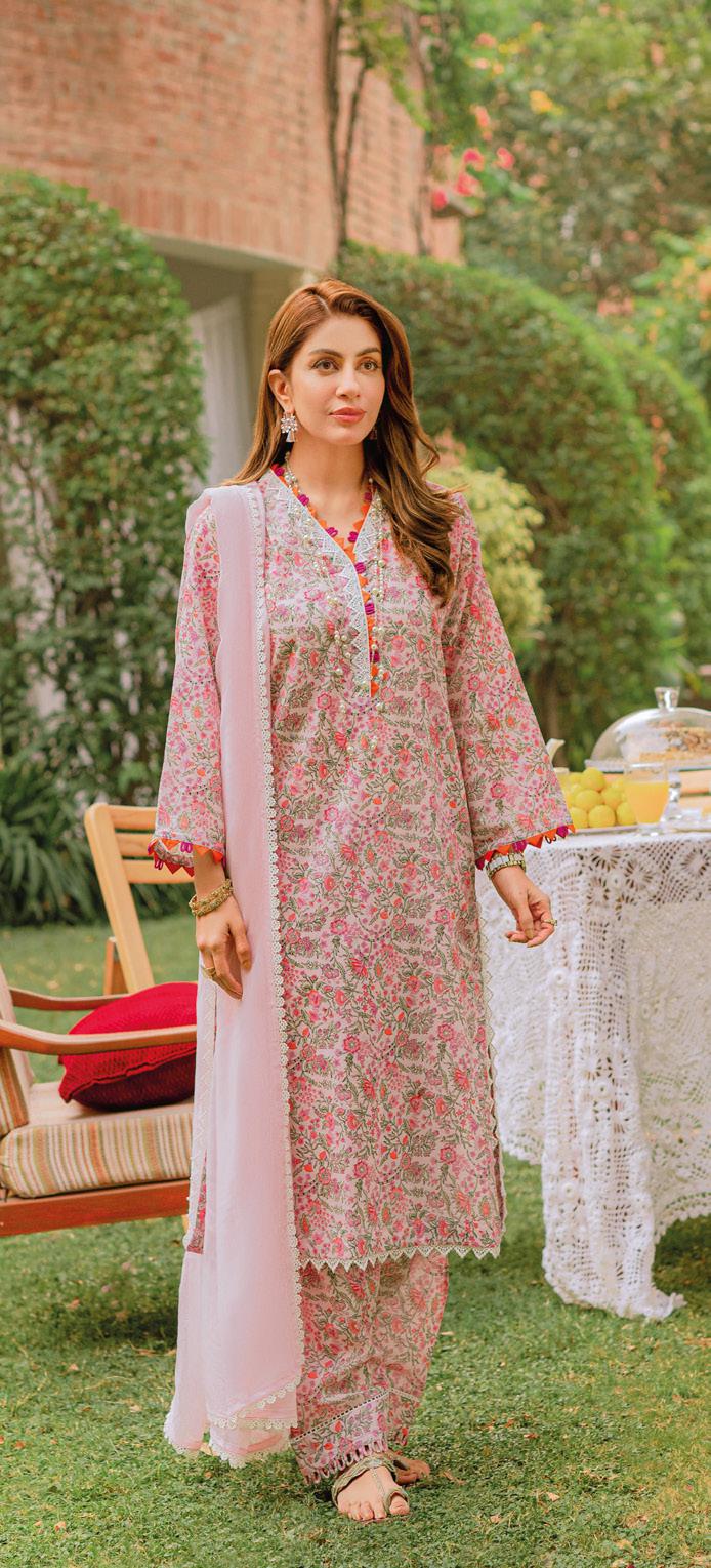 Gold Dust & Silver Printed Laquer Suits by Gul Ahmed Digital Printed Summer  Lawn Dresses Designs (5) - StylesGap.com